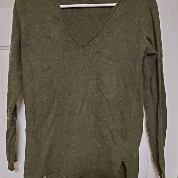 J.Crew Factory Wool Blend V-Neck Sweater XS Heather Olive - Picture 9 of 9